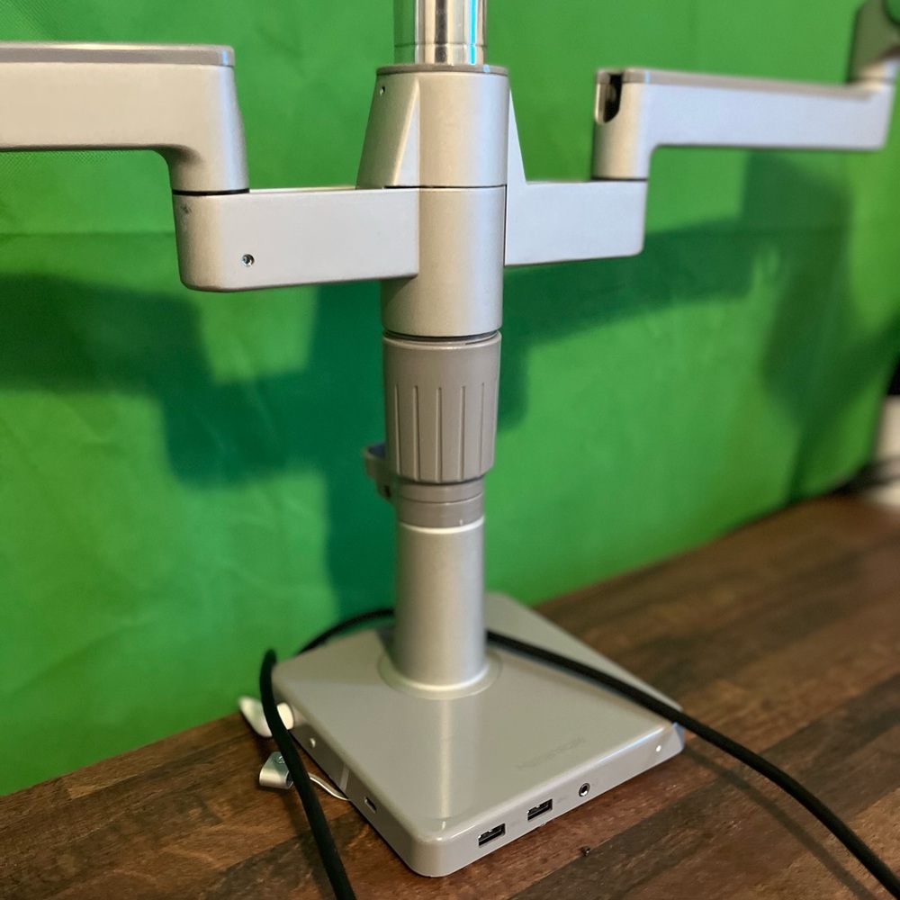 Humanscale M/Connect2  2.1 Flex Dual Monitor Arms - Picture 5 of 10
